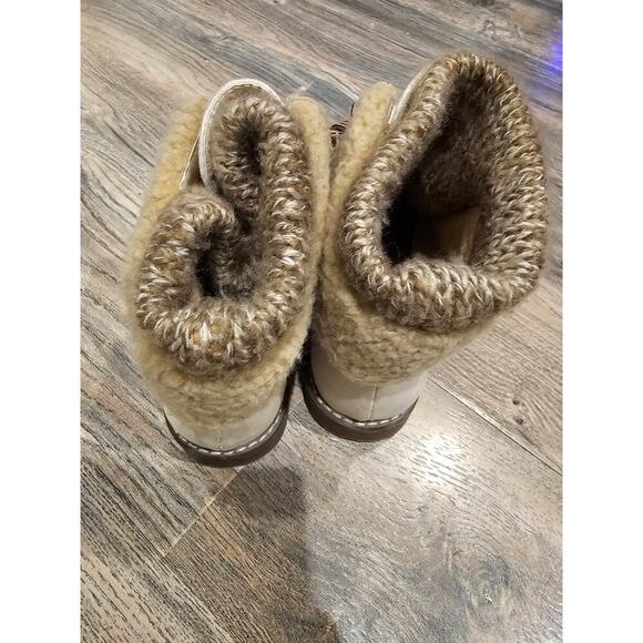 Cliffs by White Mountain Women's Hiking Style Boot, 7.5 M US,Winter White/Fabric - Picture 2 of 7